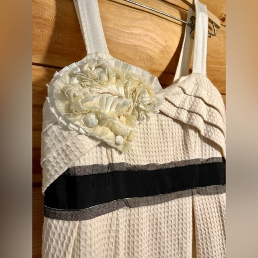 Deletta Corsage midi dress. Creamy white Size Extra‎ Small Sold by Anthropologie